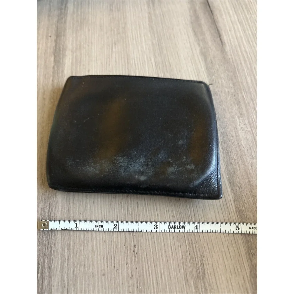 TUMI Black Leather Double Billfold Wallet with 6 Card Pockets